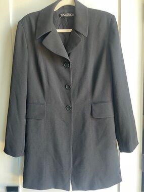 Vintage Tahari Women's Black Single-Breasted 3/4 blazer